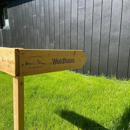 Waldhaus